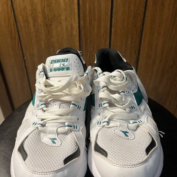 Diadora Black and White Sneakers - Picture 3 of 8